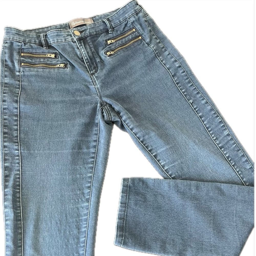 Y2K Reitman’s Blue Jeans with Zipper Accents